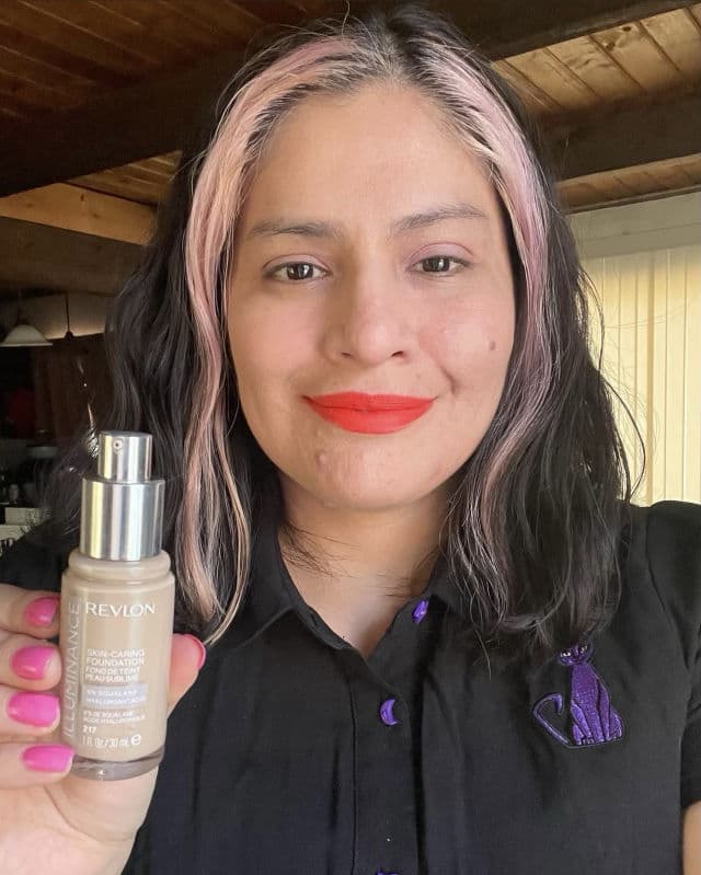 Revlon Illuminance Skin-Caring Foundation review photo by Mely23