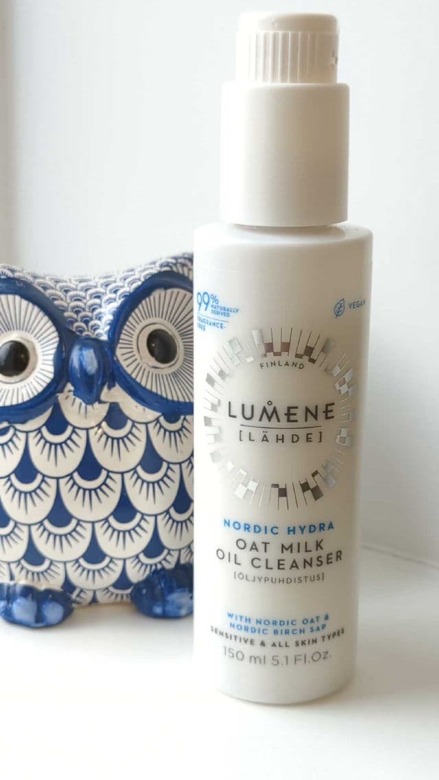 Lumene Nordic Hydra Oat Milk Oil Cleanser  review photo by beautylifebeanie