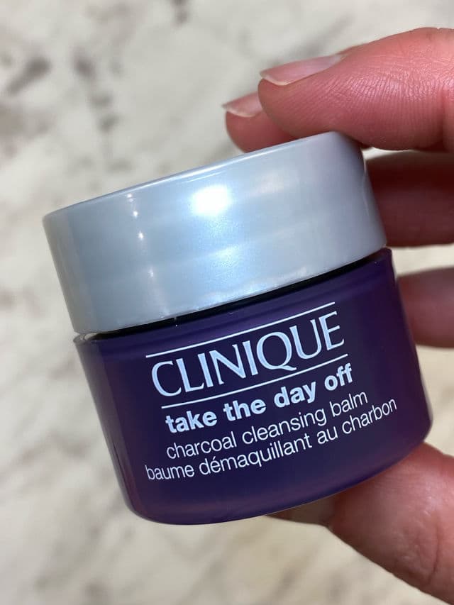 Clinique Take The Day Off Charcoal Cleansing Balm review photo by DanielleSkin27