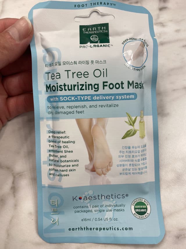 Earth Therapeutics Tea Tree Oil Moisturizing Foot Mask review photo by DanielleSkin27