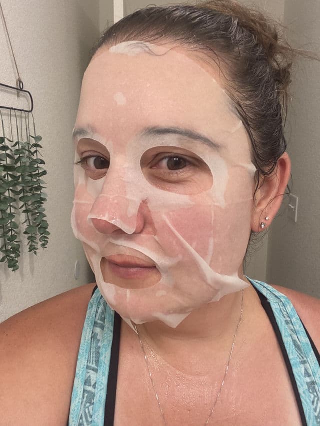 TONYMOLY I'm Lotus Mask Sheet review photo by DanielleSkin27