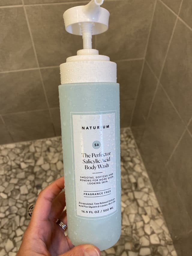 Naturium The Perfector Salicylic Acid Body Wash review photo by DanielleSkin27