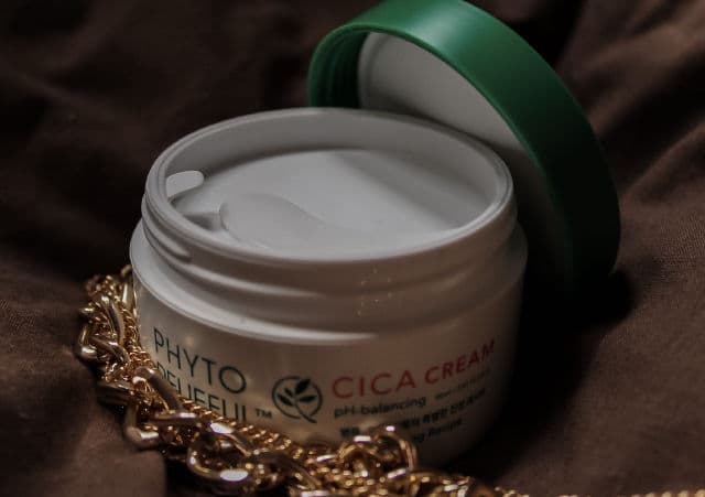THANK YOU FARMER Phyto Relieful™ Cica Cream review photo by Skinbyv