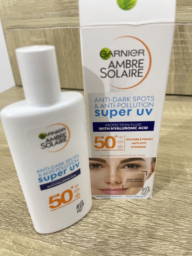 Garnier Ambre Solaire Super UV Anti Dark Spots & Anti Pollution Face Fluid SPF50+ review photo by BabybanksBrown