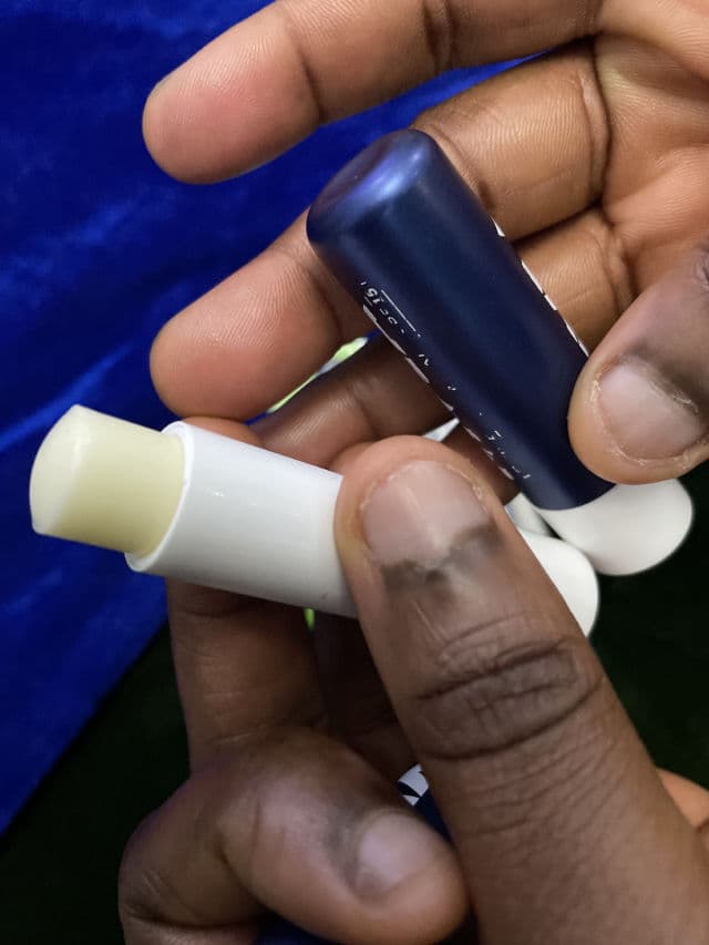 Nivea Men 24h Melt-in Moisture Active Lip Balm review photo by Babybanks 