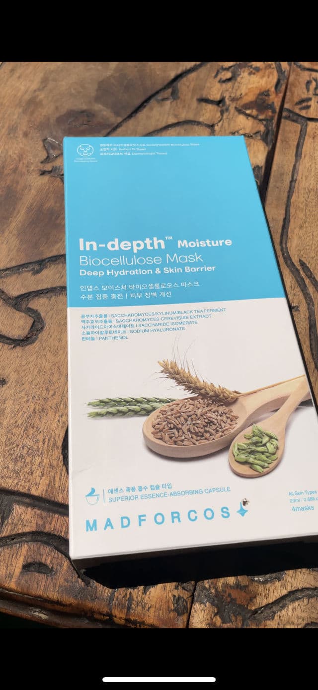 MADFORCOS In-depth Moisture Biocellulose Mask review photo by BabybanksBrown