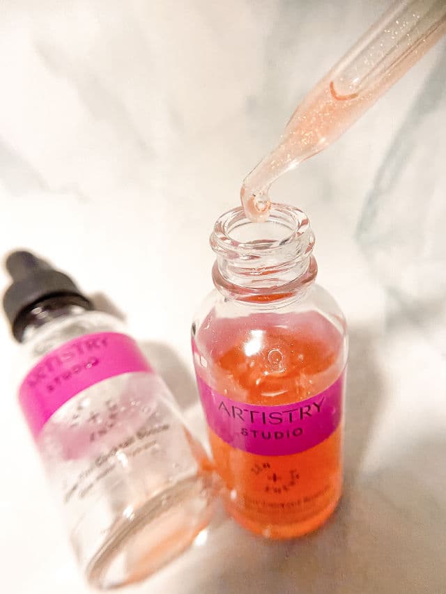 Artistry Studio Glow-Tini Cocktail Booster Glow Maker + Hydrator review photo by LaDonnaTakyiTaylor