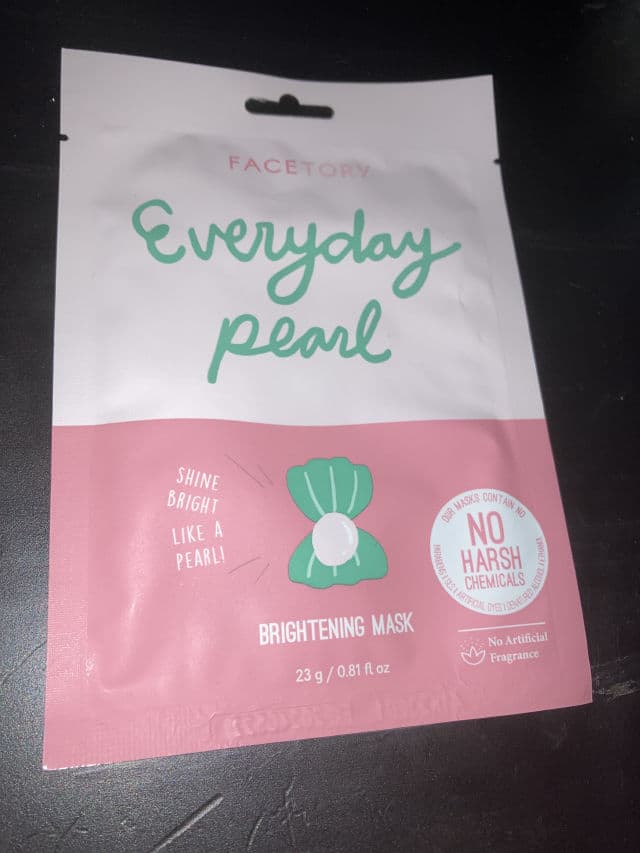 FaceTory Everyday Pearl Brightening Mask review photo by Grinnoir