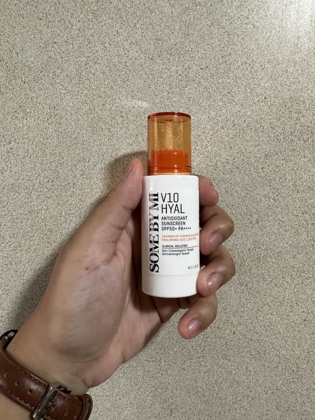Some By Mi V10 Hyal Antioxidant Sunscreen SPF50+ PA++++ review photo by Zarf