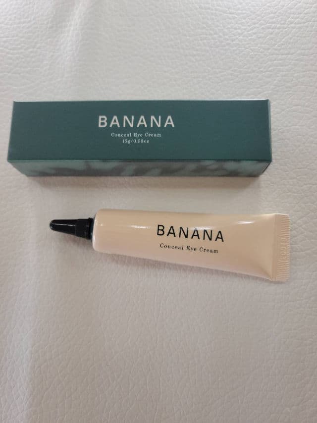 shaishaishai Banana Conceal Eye Cream review photo by aribeauty