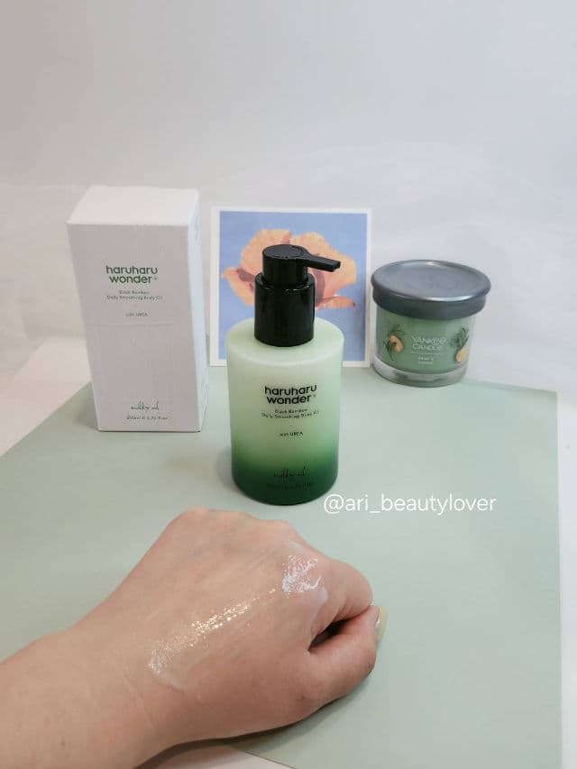 HaruHaru WONDER Black Bamboo Daily Smoothing Body Oil review photo by aribeautylover