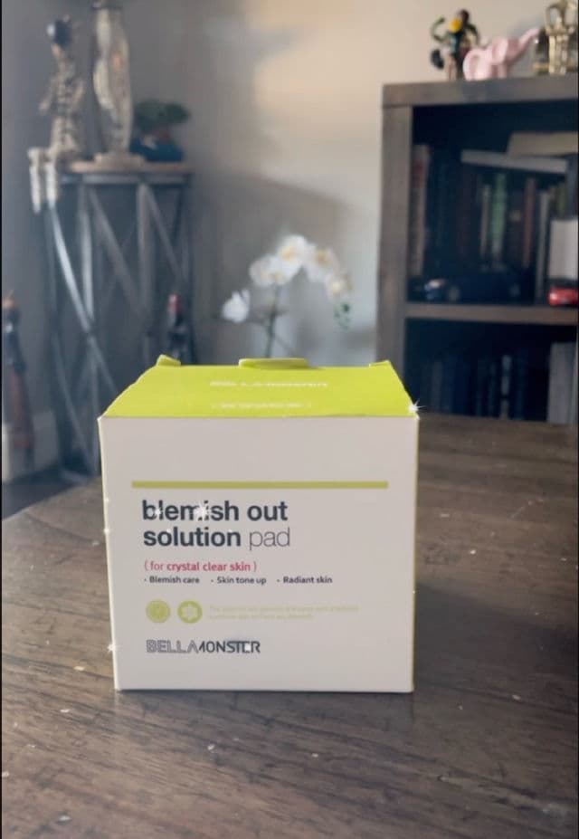 BELLAMONSTER Blemish Care Solution Pad review photo by IndiGirlReviews