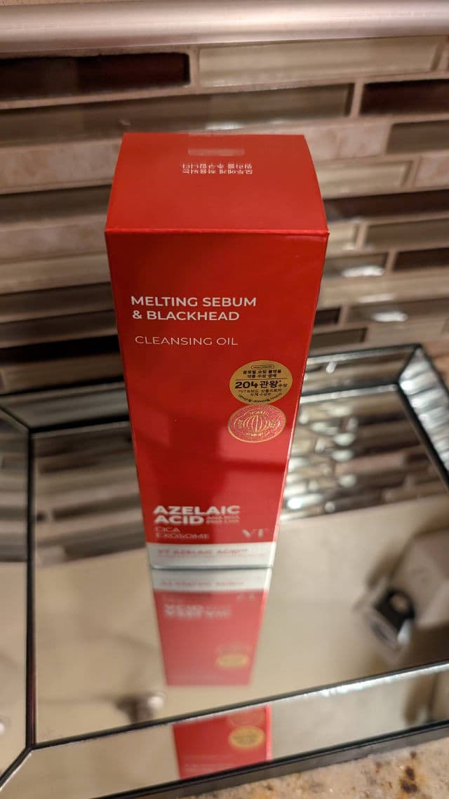 VT COSMETICS AZ Care Cleansing Oil review photo by SandraG