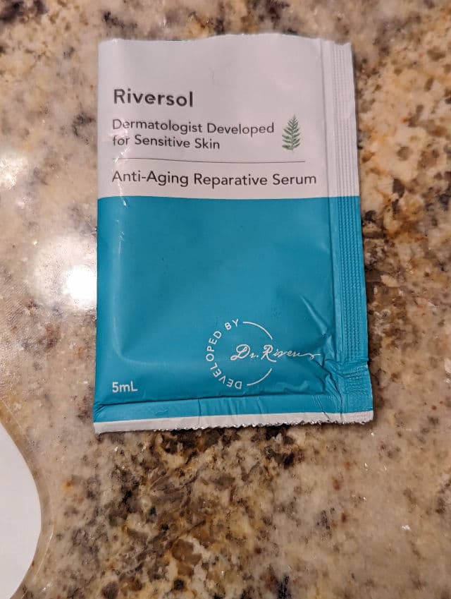 Riversol Anti-Aging Reparative Serum review photo by SandraG