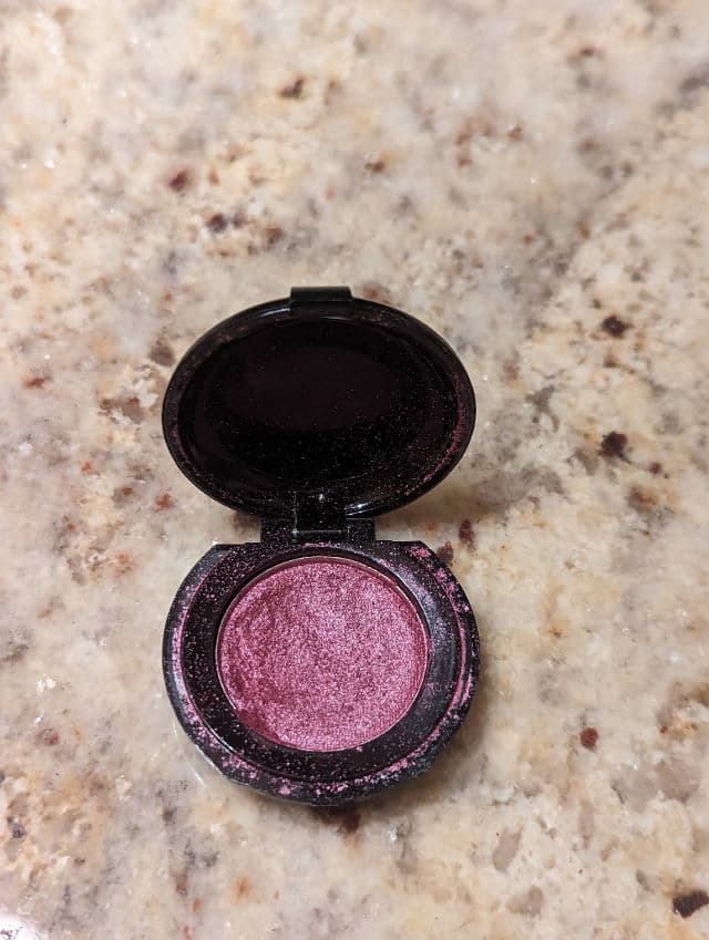 NOMAD Cosmetics Iceland Fire & Ice Intense Eyeshadow in Alfheim review photo by SandraG