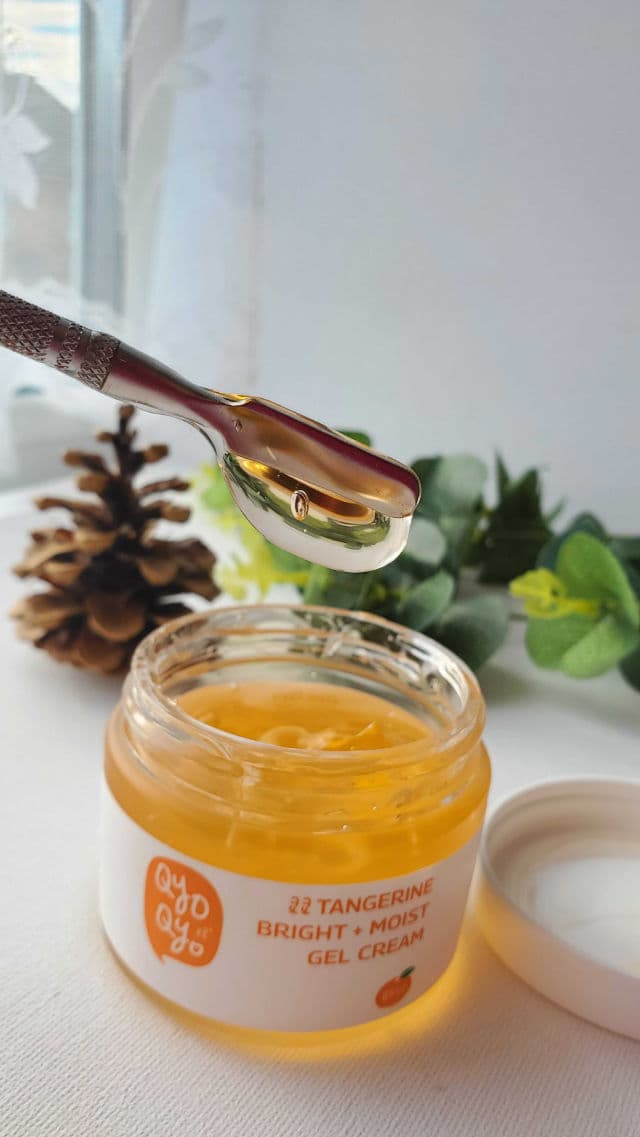 Qyo Qyo Tangerine Bright + Moist Gel Cream review photo by skincare12