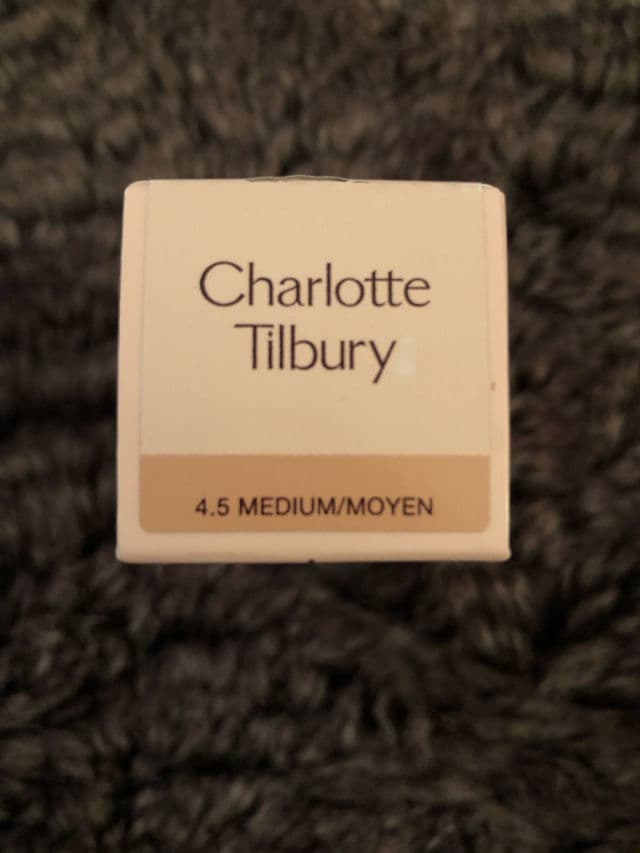 Charlotte Tilbury Hollywood Flawless Filter review photo by Pixiesnewlife