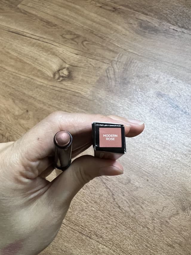 Laura Mercier Caviar Stick Eye Shadow review photo by Kylie1490