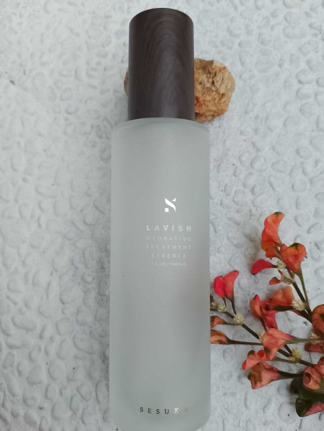 Sesuka Lavish Hydrating Essence review photo by Niesya