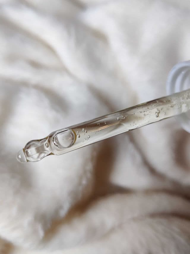 BEAUTY OF JOSEON Glow Serum Propolis + Niacinamide review photo by Skincaria