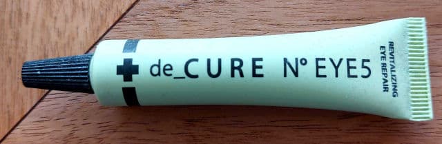 de_CURE N° EYE5 Revitalising Eye Repair review photo by Dolphinqueen