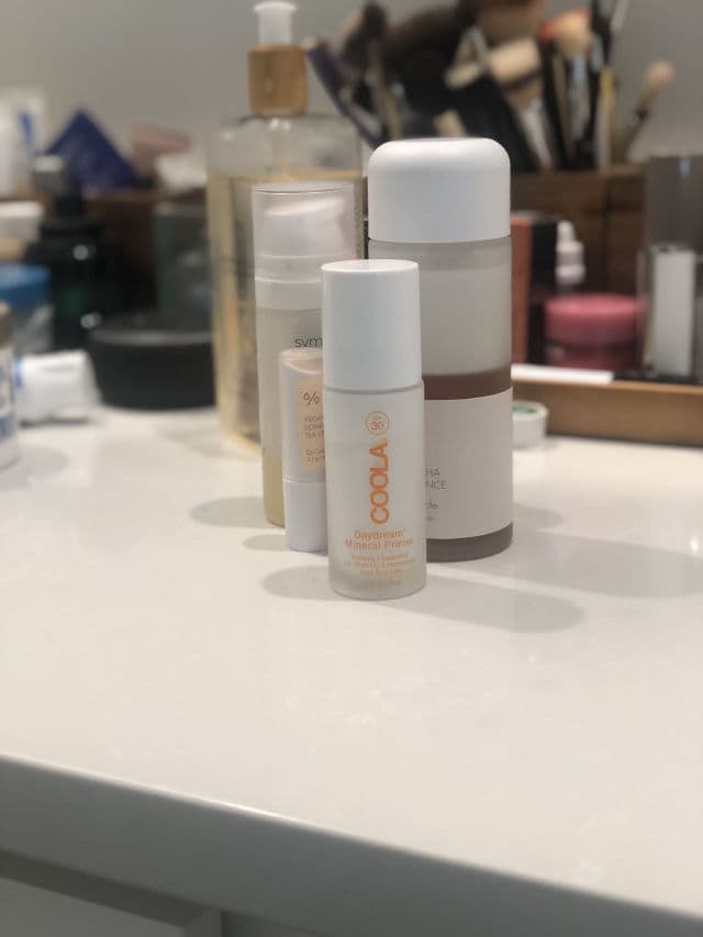 Coola Daydream Mineral SPF 30 Makeup Primer Sunscreen review photo by Fehrytale