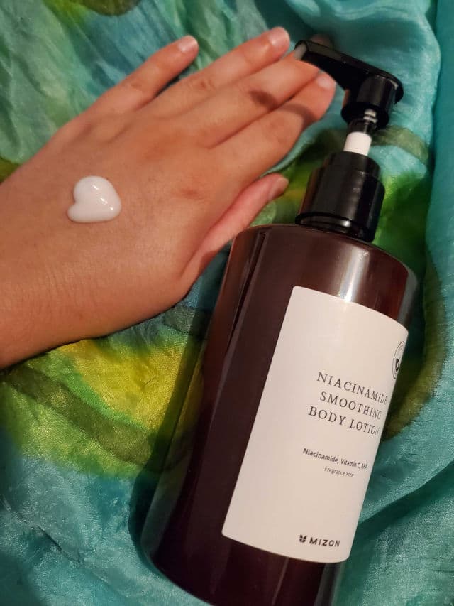 Mizon Niacinamide Smoothing Body Lotion  review photo by Jujus