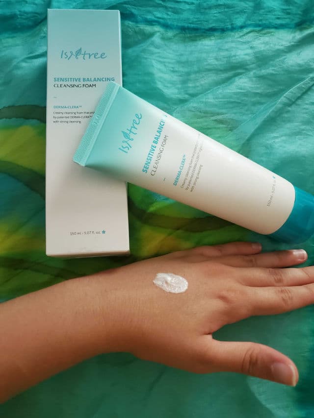 ISNTREE Sensitive Balancing Cleansing Foam review photo by Jujus