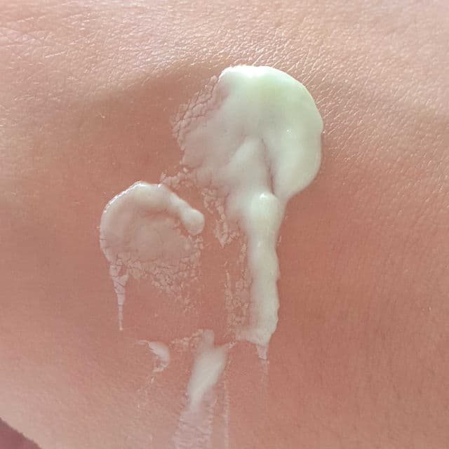 Garnier Ambre Solaire Sensitive Expert+ Gesicht Anti-Age Creme SPF 50+ review photo by gaelwen