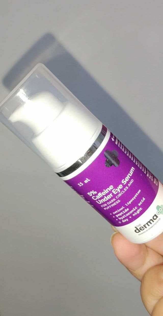 The Derma Co. 5% Caffeine Under Eye Serum review photo by theglowievibe