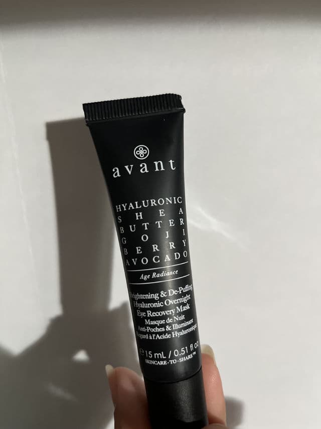 Avant Skincare Brightening & De-Puffing Hyaluronic Overnight Eye Recovery Mask review photo by iamprincessamanalo
