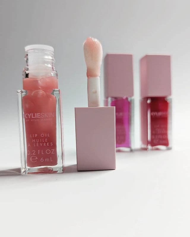 KYLIE SKIN Lip Oil  review photo by AllyOlly
