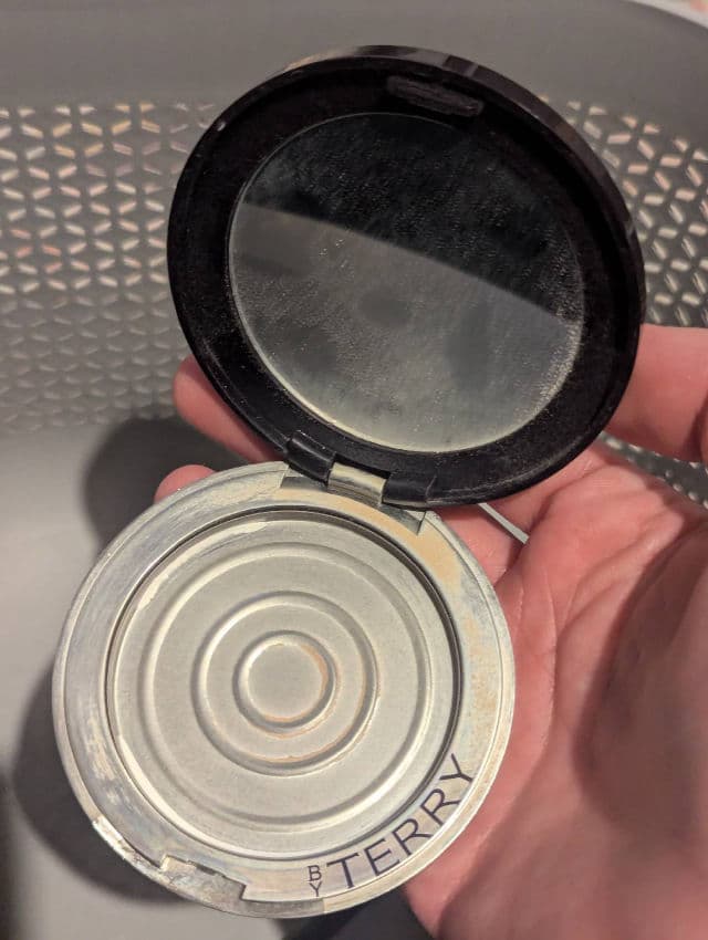 By Terry Hyaluronic Pressed Hydra-Powder  review photo by AllyOlly