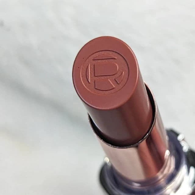 L'Oreal Paris Glow Paradise Balm-In Lipstick review photo by AllyOlly