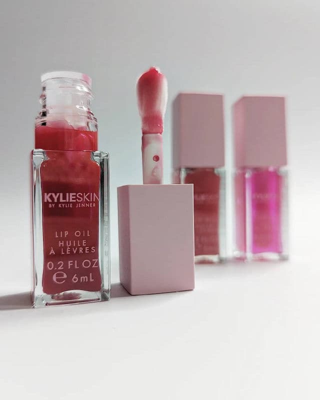 KYLIE SKIN Lip Oil  review photo by AllyOlly