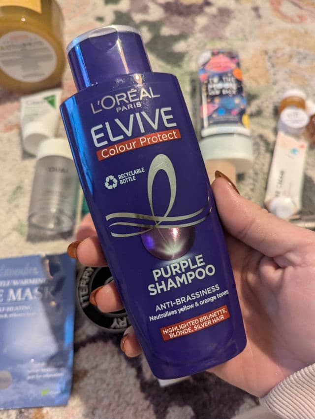 L'Oreal Paris Elvive Colour Protect Purple Shampoo review photo by AllyOlly