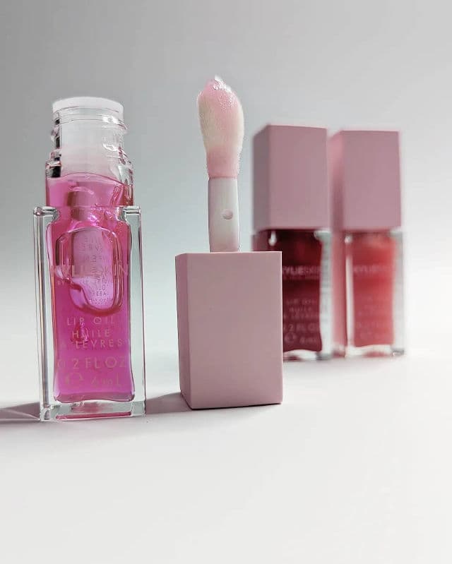 KYLIE SKIN Lip Oil  review photo by AllyOlly