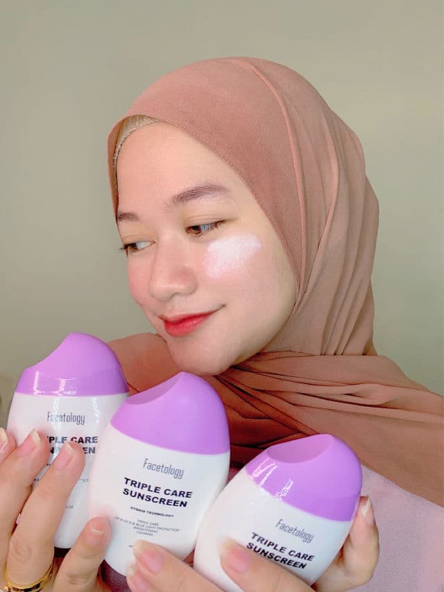 Facetology Triple Care Sunscreen SPF 40 PA+++ review photo by ayukdewy
