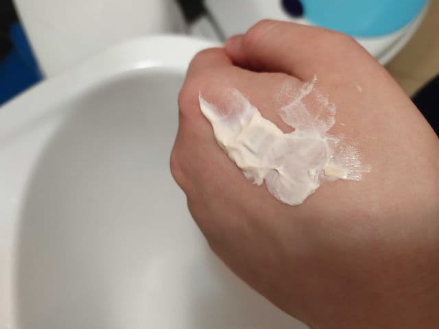 Nivea Perfect & Radiant Luminous 630 Day Cream SPF 50 review photo by skinmalist