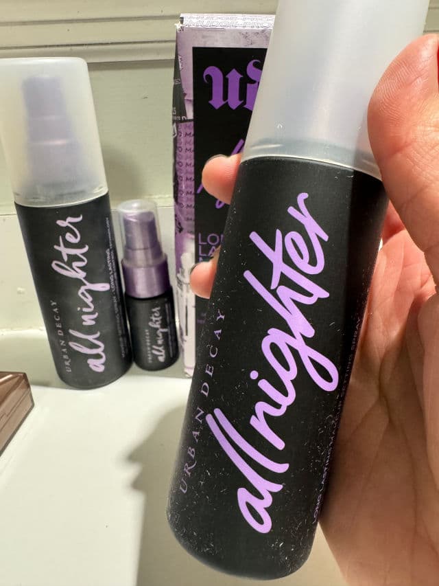 Urban Decay All Nighter Long Lasting Makeup Setting Spray review photo by AngieQuantas