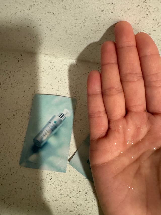 REJURAN Healer Turnover Ampoule review photo by AngieQuantas