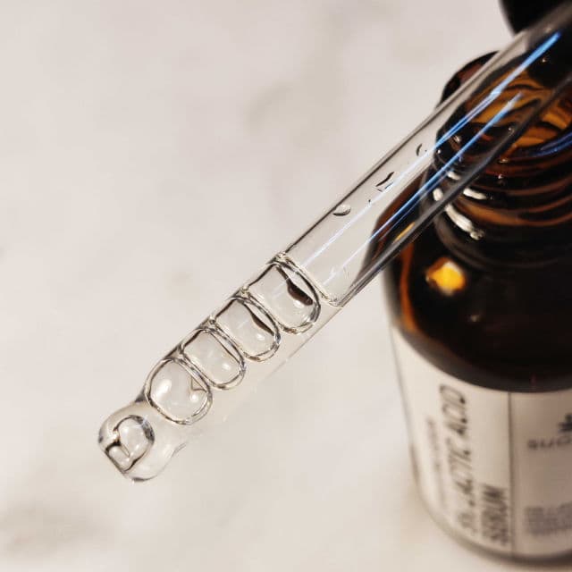 Suganda 10% Lactic Acid AHA Exfoliating Serum review photo by Beautydestination4u