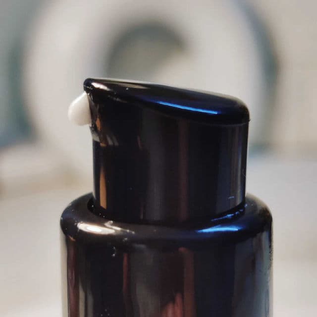 Suganda Squalane Ceramide Moisturiser review photo by Beautydestination4u