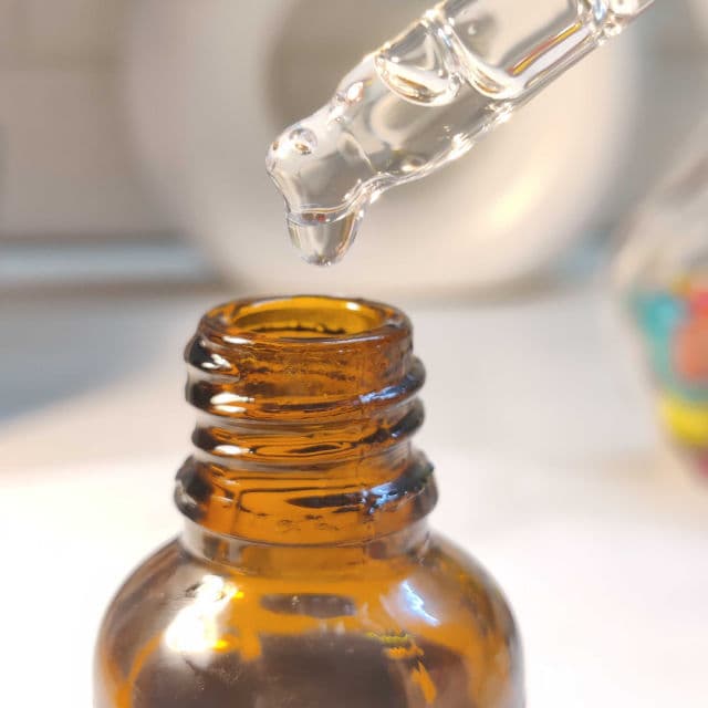 Suganda 10% Lactic Acid AHA Exfoliating Serum review photo by Beautydestination4u