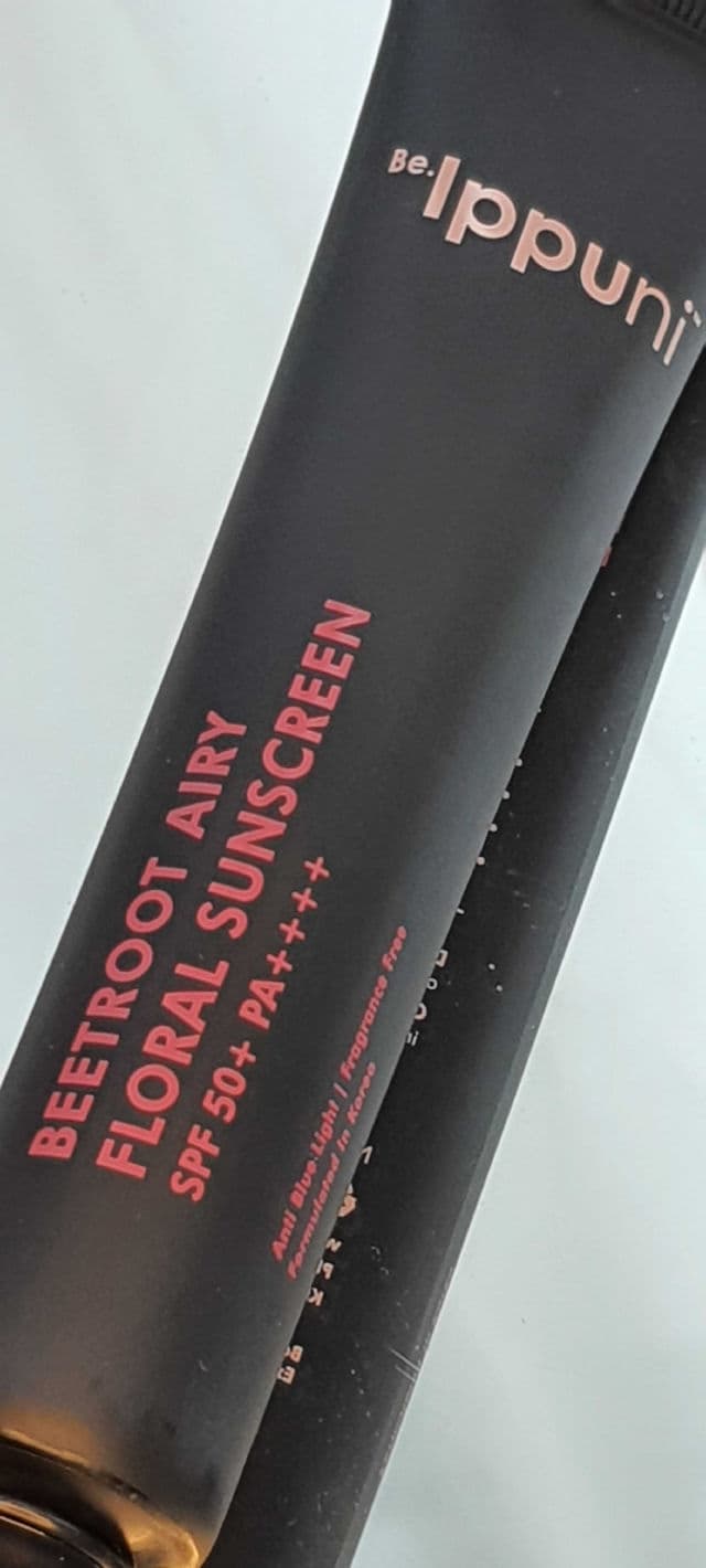 Be.Ippuni Beetroot Airy Floral Sunscreen SPF50+ PA++++ review photo by ChristieX