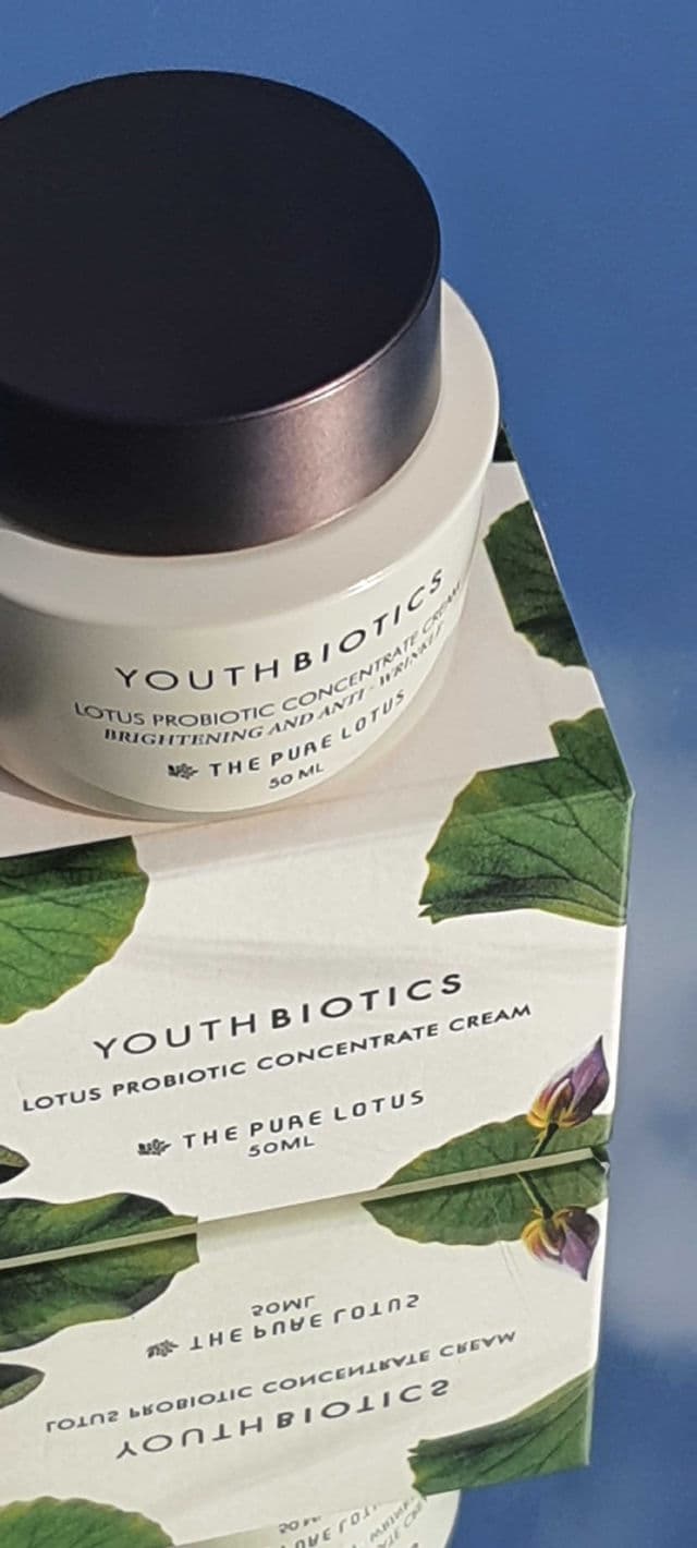 The Pure Lotus Youth Biotics Lotus Probiotic Concentrate Cream review photo by ChristieX