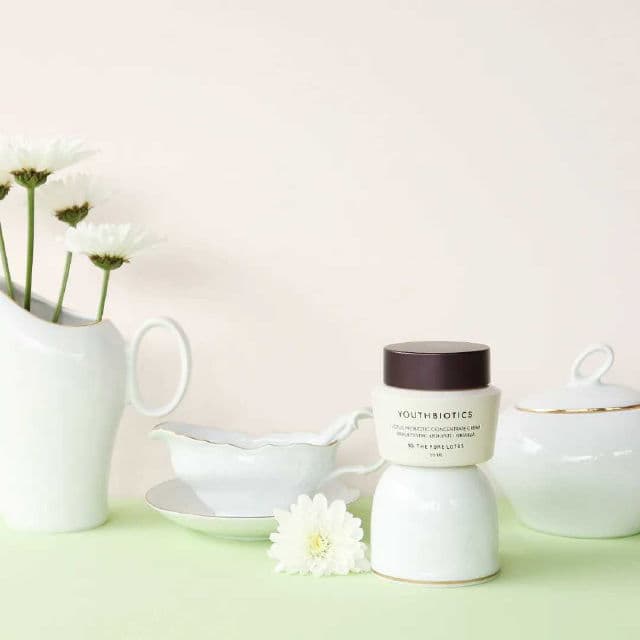 The Pure Lotus Youth Biotics Lotus Probiotic Concentrate Cream review photo by Corinaliz