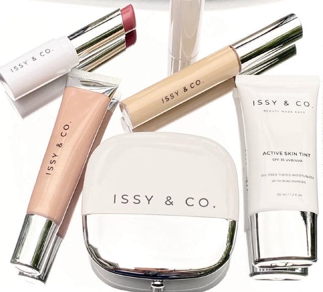 Issy & Co. Solar Balm SPF30 PA+++ in Playdate (Glow Finish) review photo by saylin