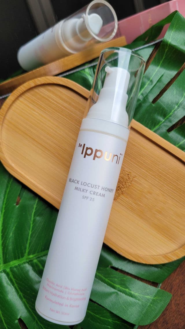 Be.Ippuni Black Locust Honey Milky Cream SPF25  review photo by SkincrediblyMe