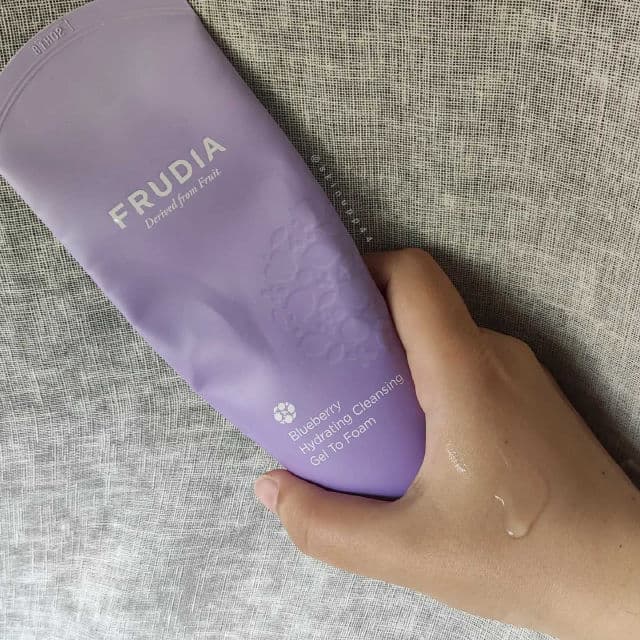 Frudia Blueberry Hydrating Cleansing Gel to Foam review photo by skinupp44